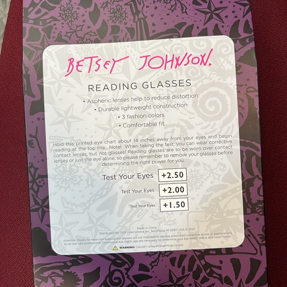 Betsey Johnson reading glasses - Picture 3 of 4